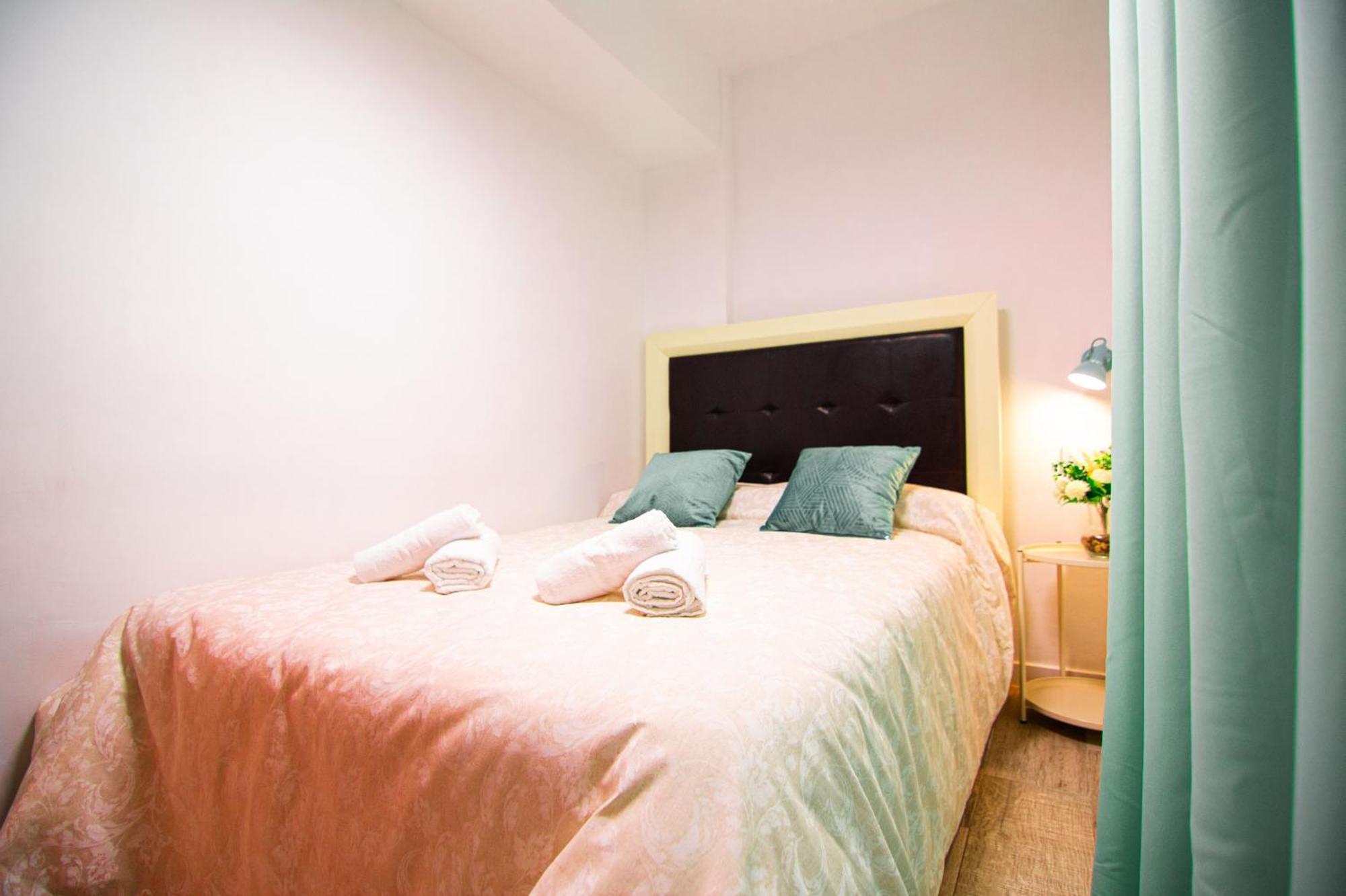 Edomus Playa Y Sol Boutique Apartment Seville Exterior photo